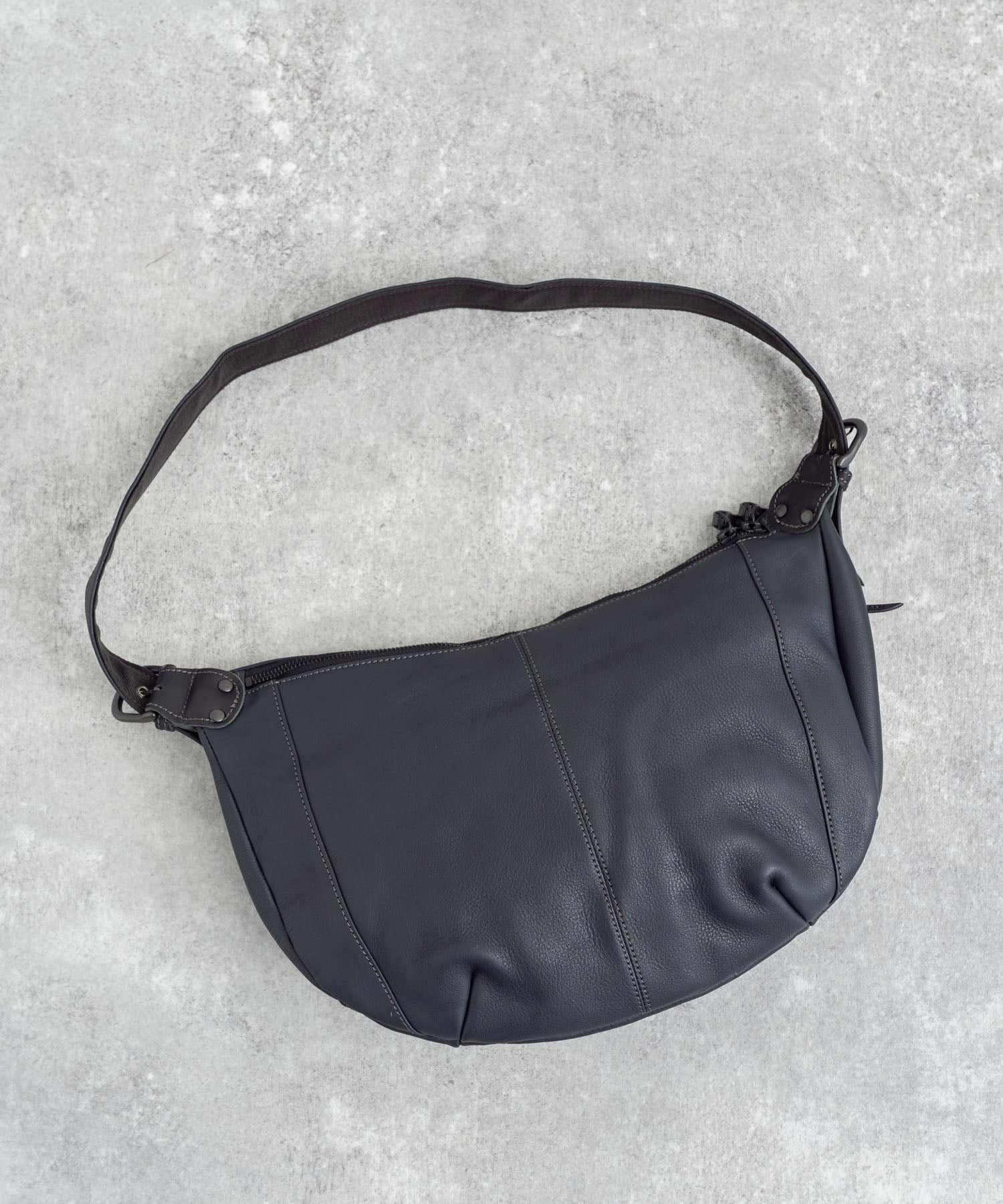 Butler Verner Sails バトラーバーナーセイルズ 日本製 国産 ヌメ革シュリンクワンショルダー JA-2045 7204