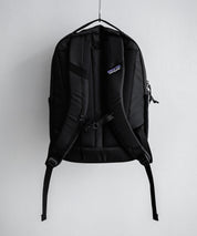 Patagonia ATOM DAY PACK 24L ワンポイントロゴバックパック リュックサック 16216