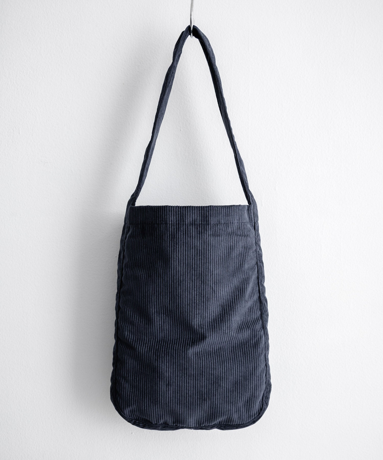 THE NORTH FACE ザ・ノースフェイス FLUID TOTE_PLUS コーデュロイトートバッグ/ロゴワッペンワンショルダーバッグ 16611