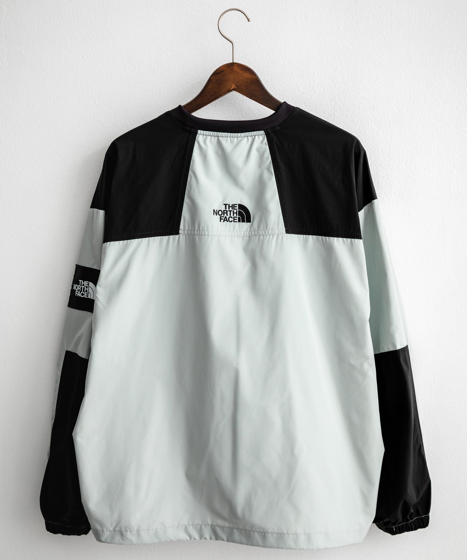 日本未展開モデル THE NORTH FACE ザ・ノースフェイス ALBANY CREWNECK 長袖ナイロンクルーネックプルオーバー 14477
