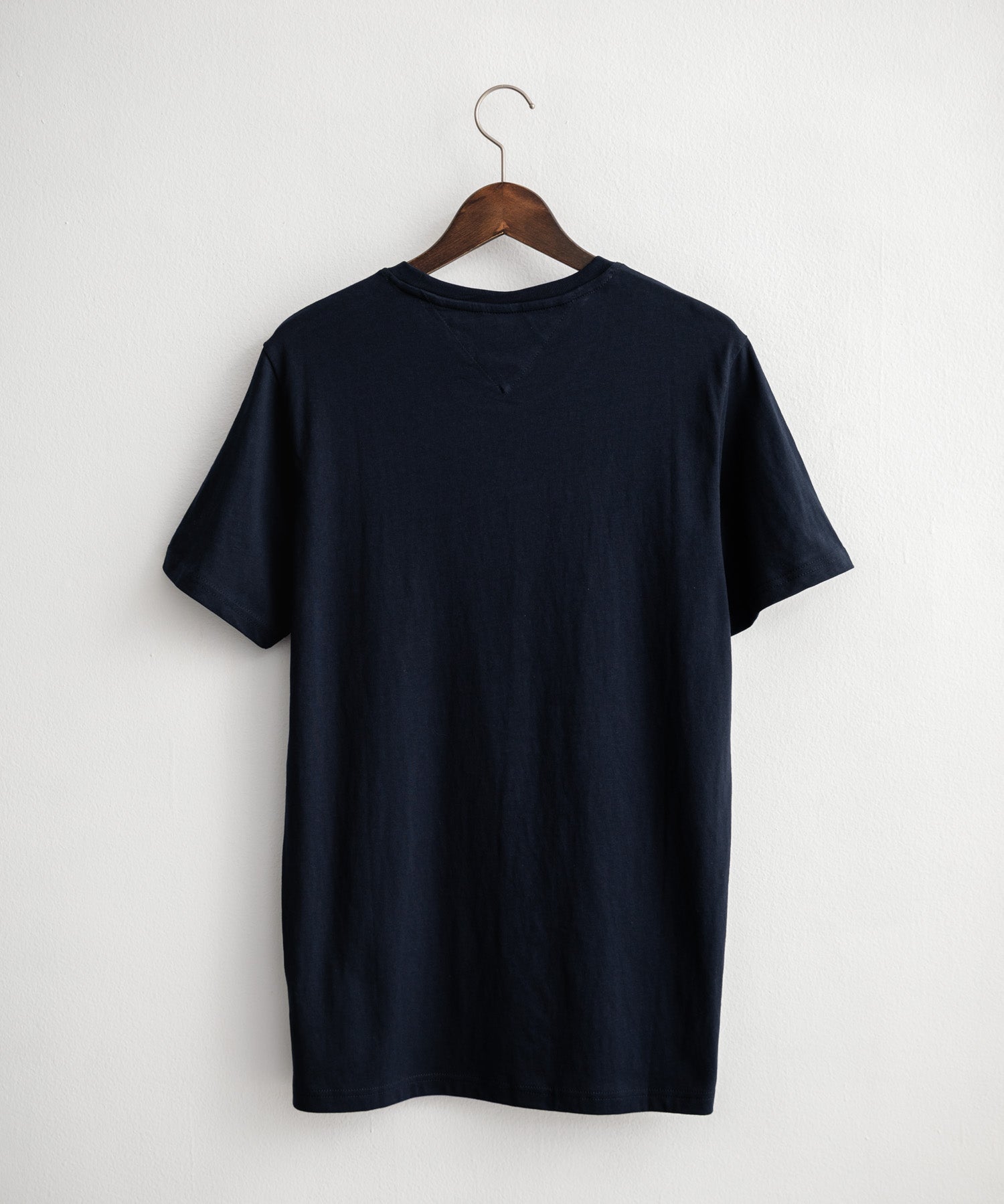 TOMMY HILFIGER レギュラーフィットスリムバッジロゴプリント半袖Tシャツ 16117