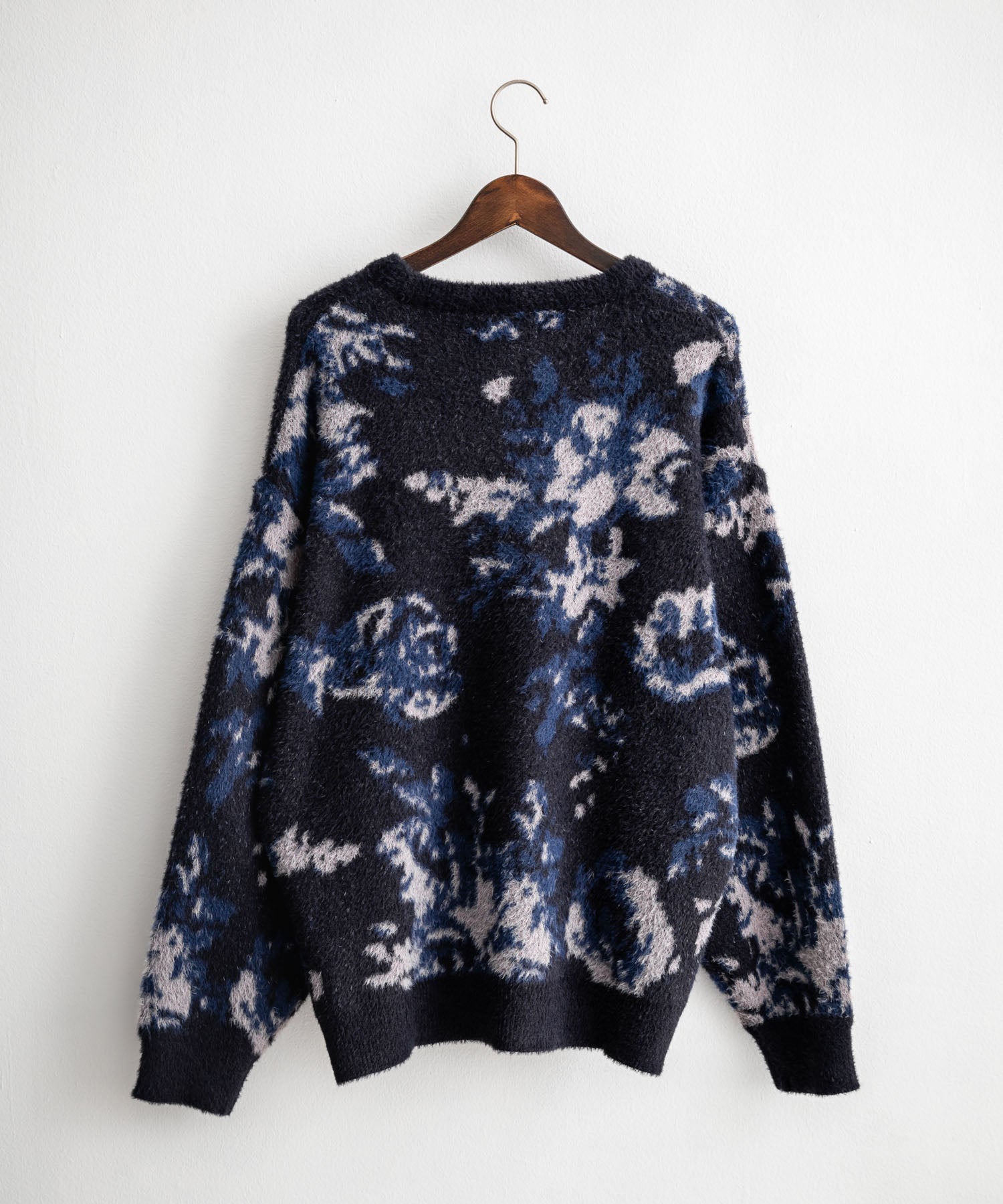 新色追加 フェザーヤーン オーバーサイズフラワー柄クルーネックニット 14031