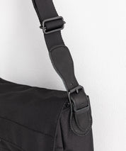 Butler Verner Sails バトラーバーナーセイルズ 日本製 国産 コーデュラ10ファスナーショルダー JA-2825 13145