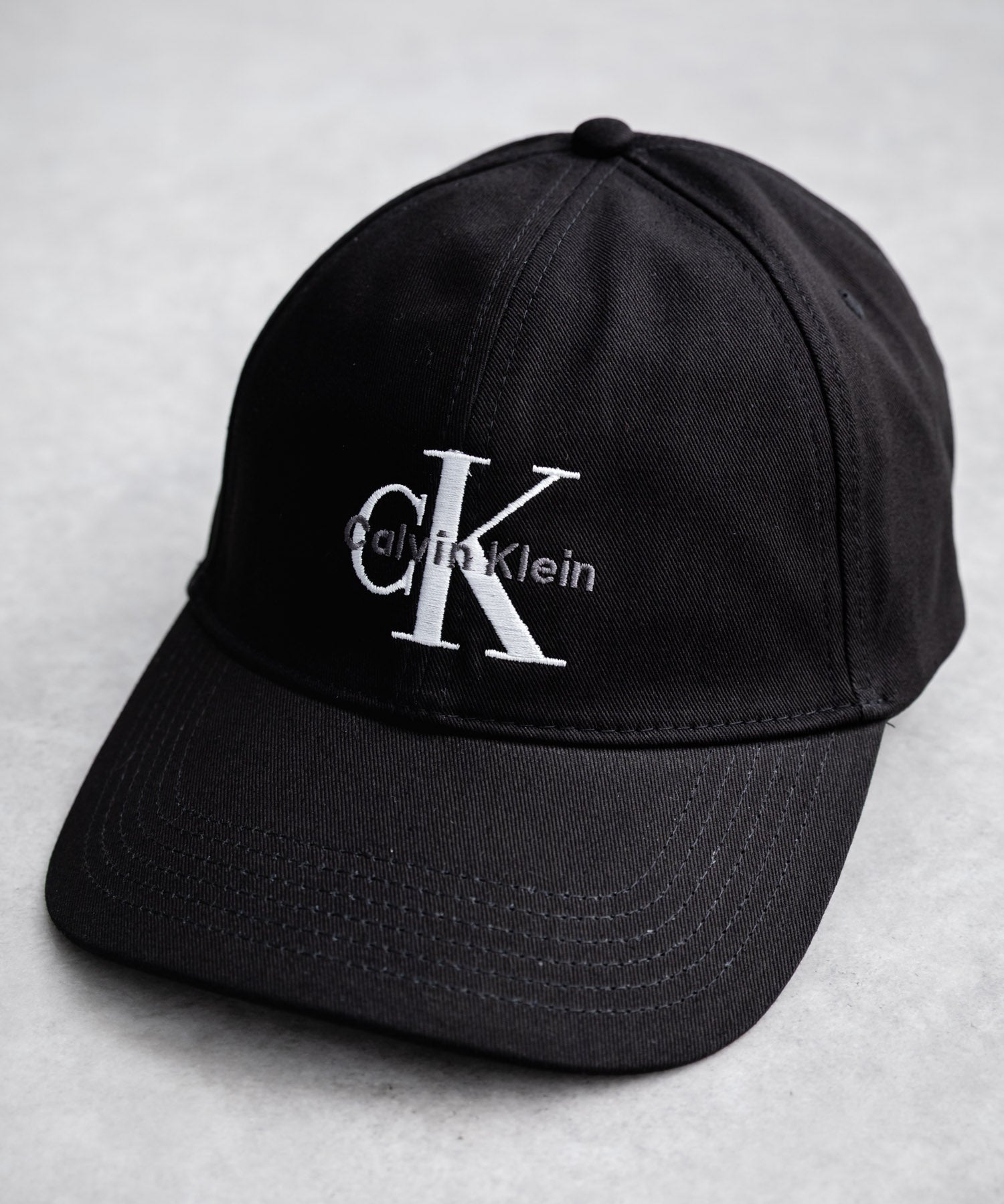 Calvin Klein カルバンクライン LOGO TWILL CAP ワンポイントロゴ刺繍6パネルベースボールキャップ 15931