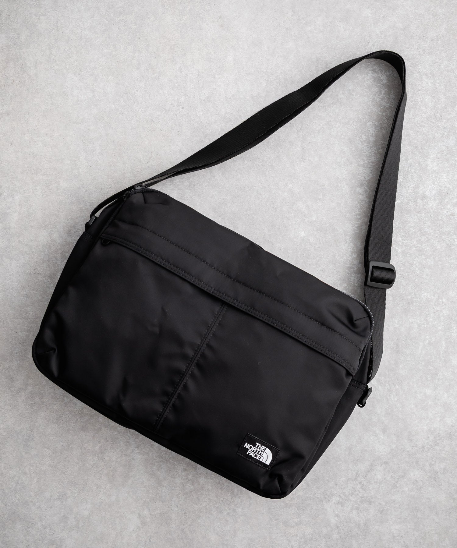 THE NORTH FACE ザ・ノースフェイス TRAVEL CROSS BAG L トラベルクロスバッグ/ショルダーバッグ 16013