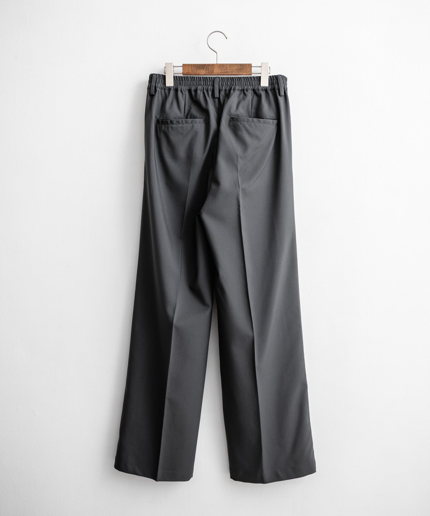 セミワイド2タックストレートスラックス 15248