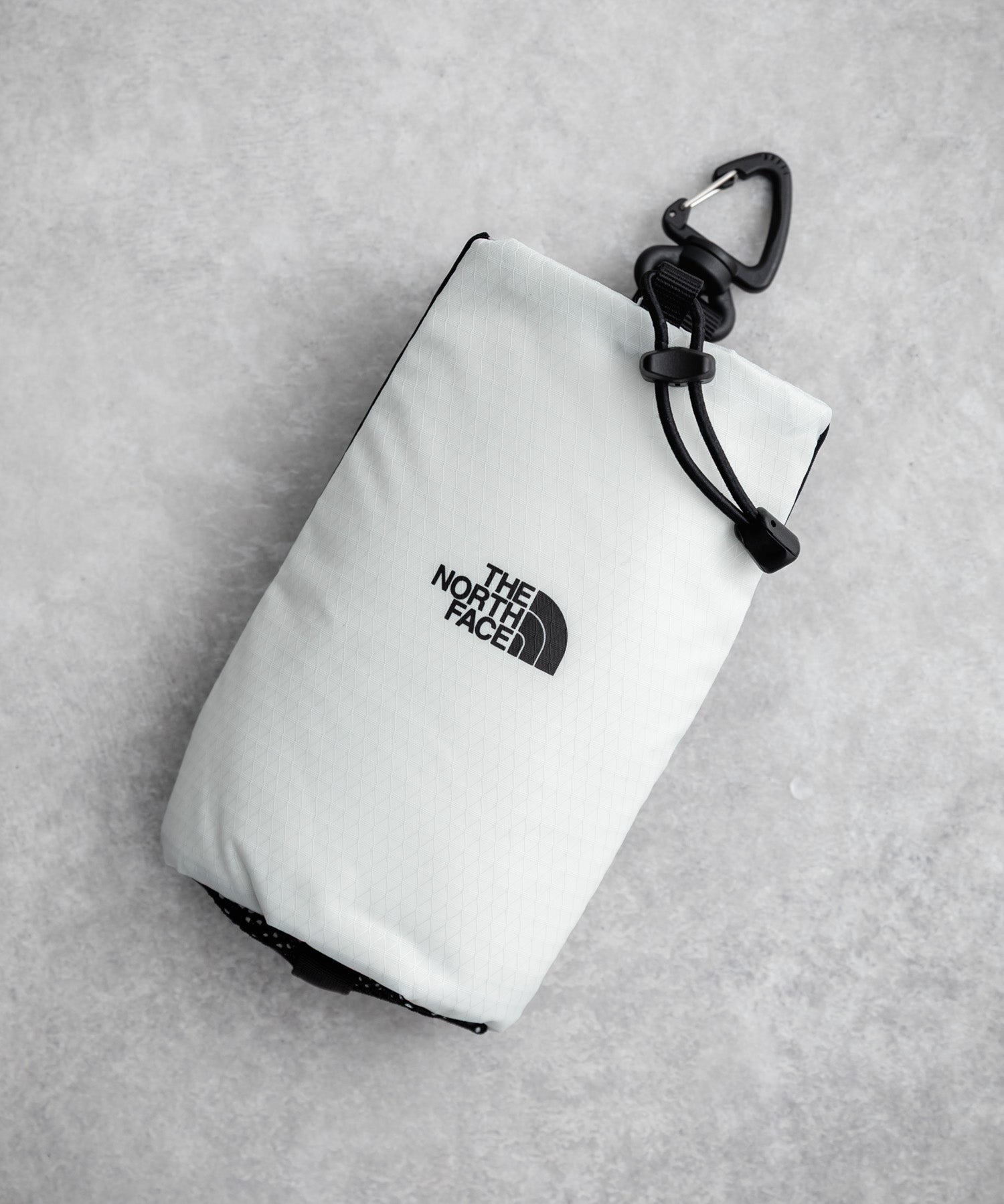 THE NORTH FACE ザ・ノースフェイス MT LITE BOTTLE POUCH ワンポイントロゴ入りペットボトルホルダー　16211
