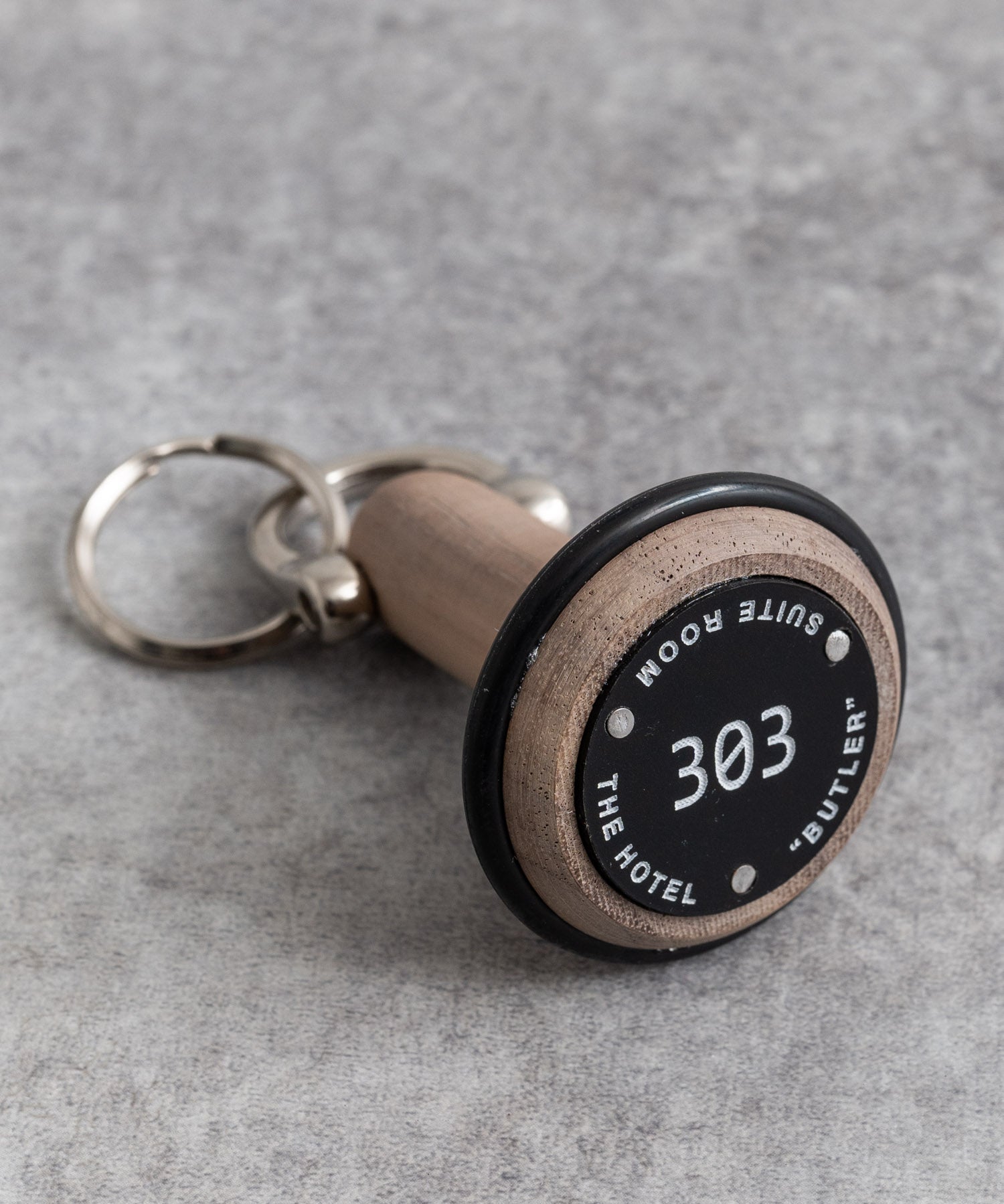 Butler Verner Sails バトラーバーナーセイルズ 日本製 国産 WALNUT THE HOTEL KEY HOLDER JW-2579 12337