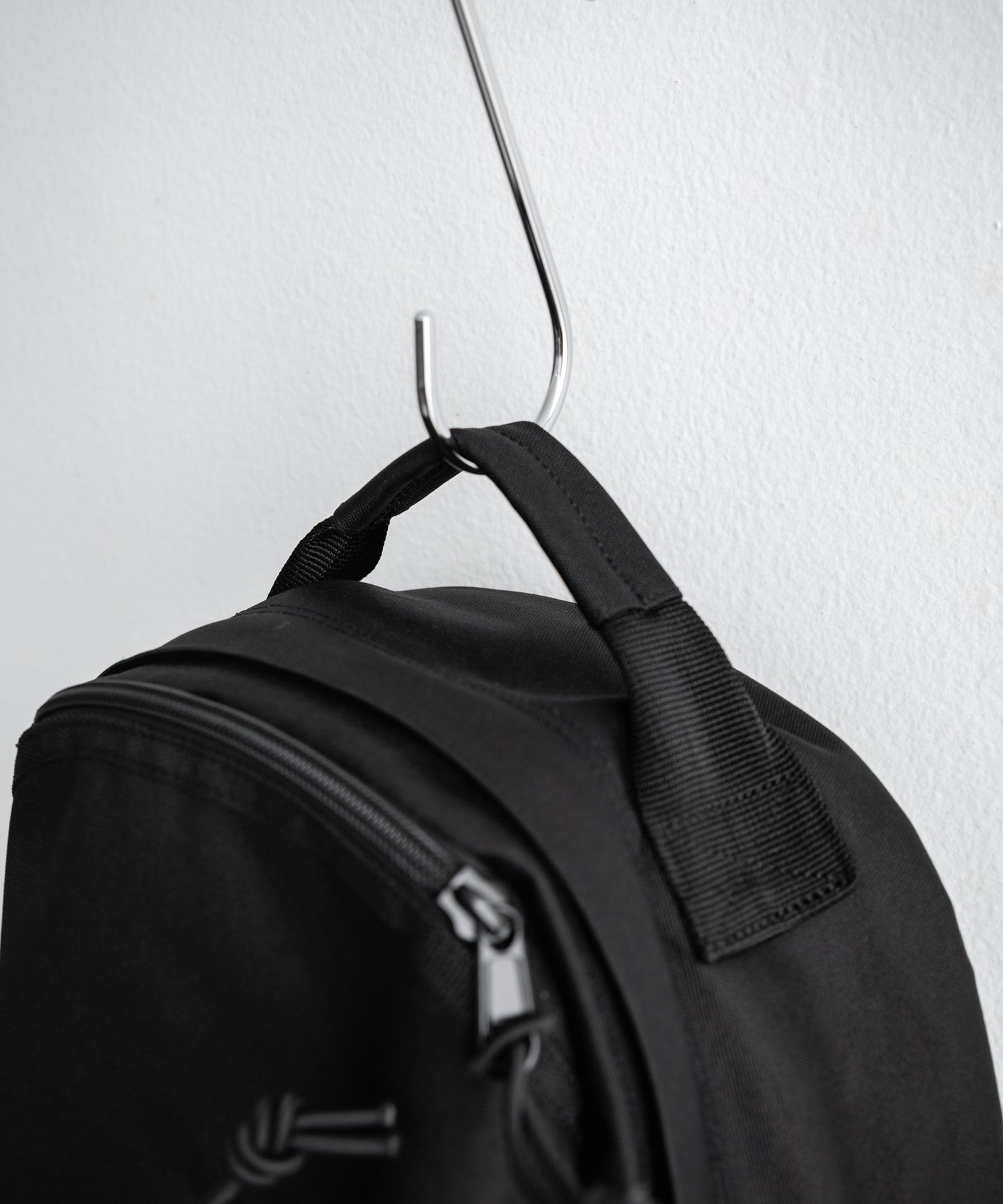 Carhartt カーハート KICKFLIP BACKPACK 撥水ワンポイントロゴバックパック  16396