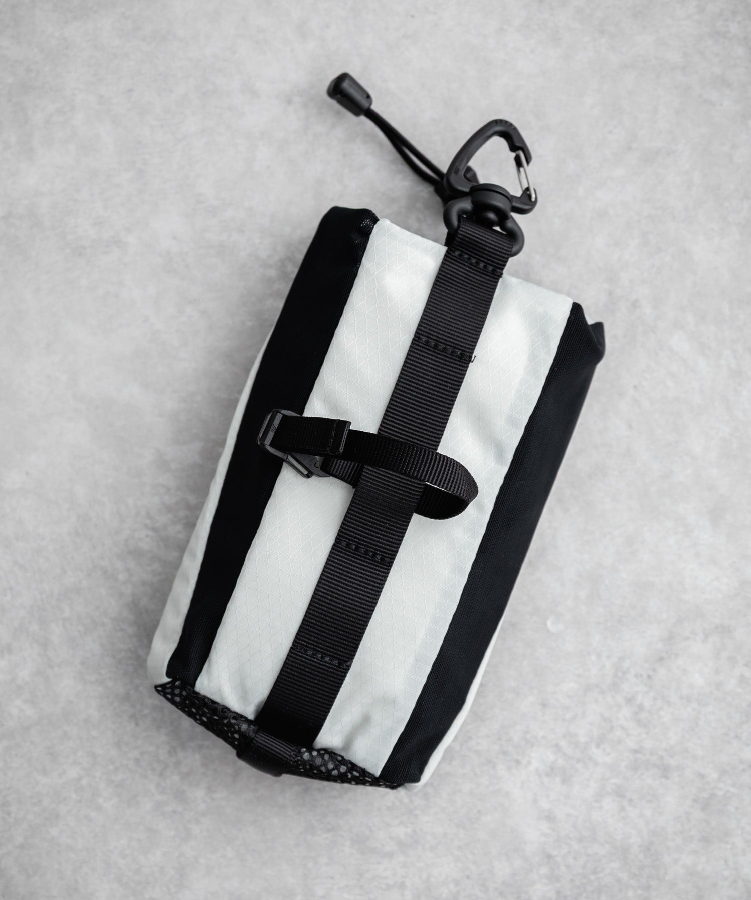 THE NORTH FACE ザ・ノースフェイス MT LITE BOTTLE POUCH ワンポイントロゴ入りペットボトルホルダー　16211