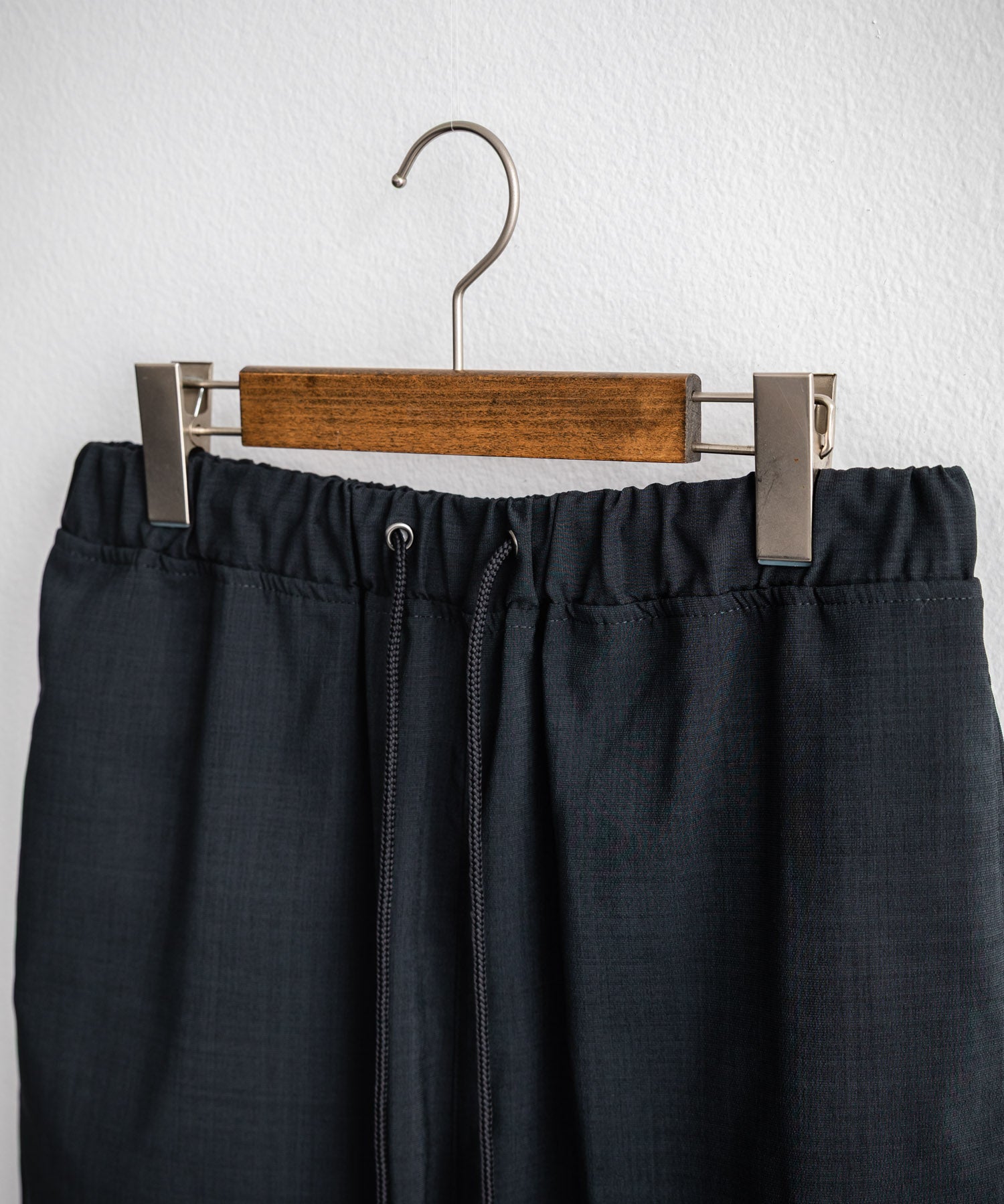 新色追加 接触冷感多機能素材リネンライク アンクルテーパードイージーパンツ 15482