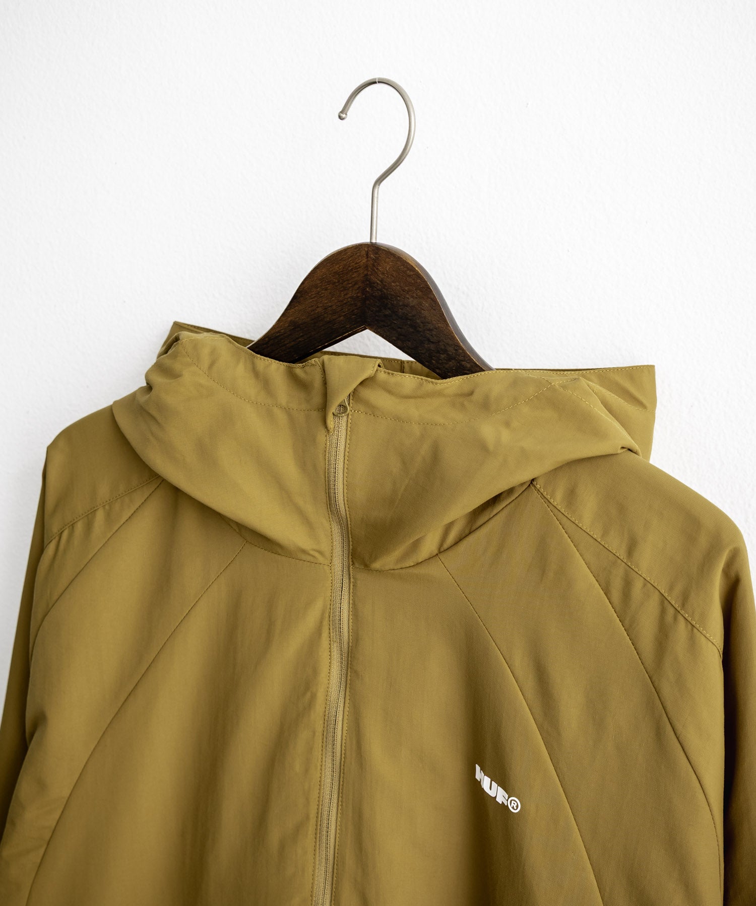 HUF ハフ ALL CAPS SHELL JACKET オーバーサイズラグランスリーブナイロンジャケット 15017