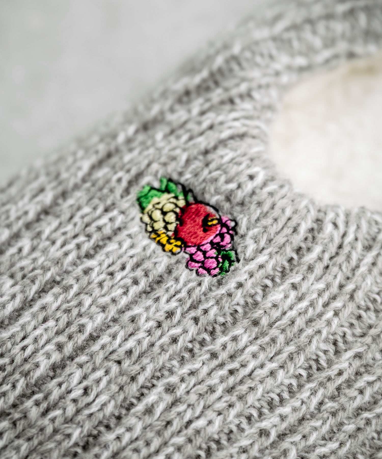 FRUIT OF THE LOOM フルーツオブザルーム 裏ボア刺繍スリッパ/ワンポイントロゴニット室内用スリッパ 15460
