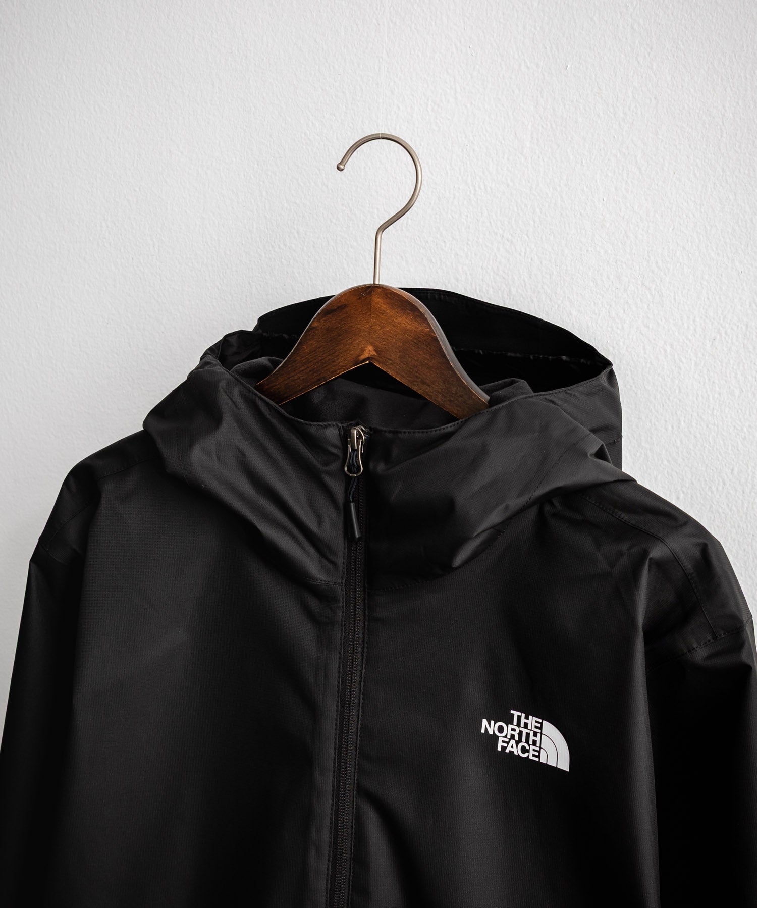 THE NORTH FACE QUEST JACKET ワンポイントロゴDRYVENTマウンテンパーカー/マンパ 15105