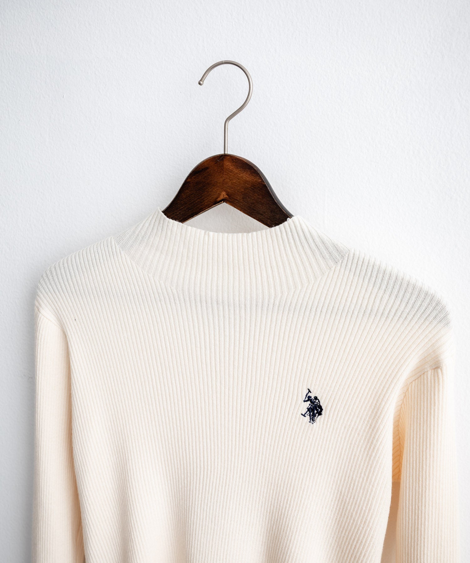 U.S. POLO ASSN. ユーエスポロアッスン W's ワンポイントロゴ刺繍リブハイネック長袖ニット 16458