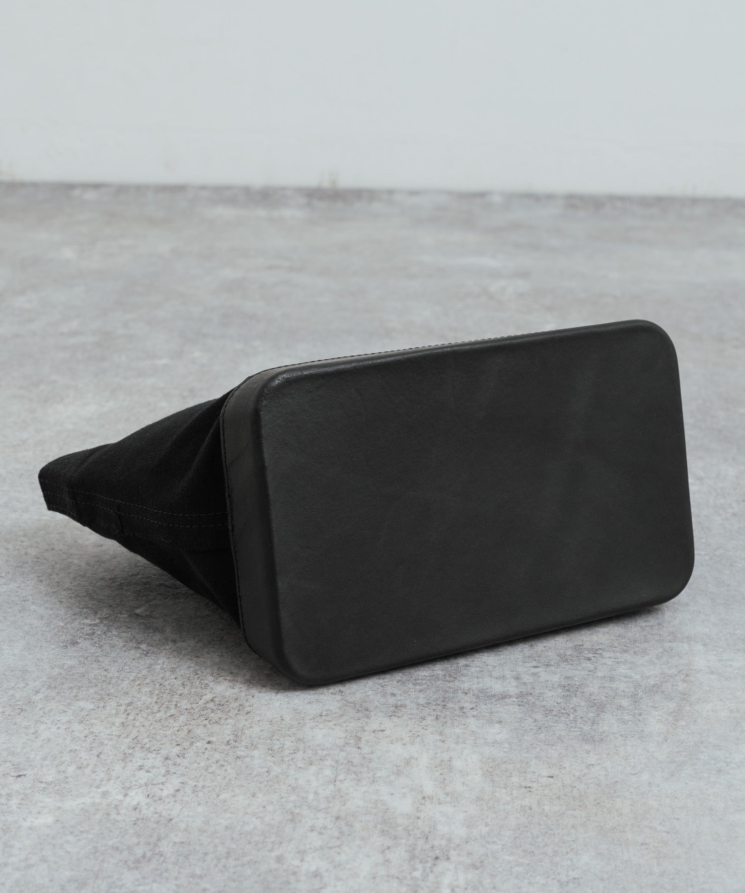 Butler Verner Sails バトラーバーナーセイルズ 日本製 国産 モールドレザーセルビッチキャンバス-ランチトート JI-2712 12319