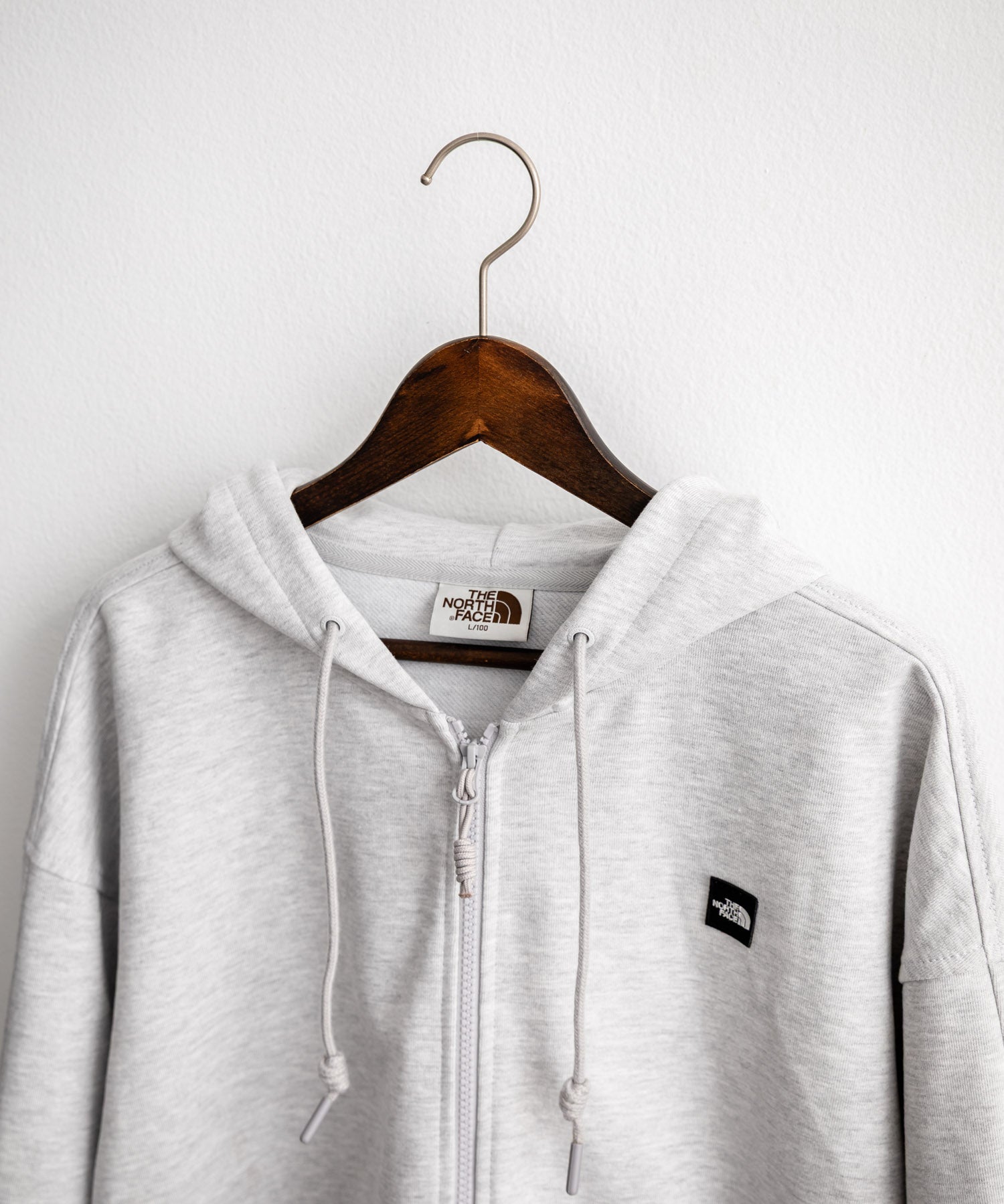 日本未展開モデル THE NORTH FACE ザ・ノースフェイス WHITE LABEL ホワイトレーベル ESSENTIAL HOOD ZIP UP エッセンシャルフードジップアップパーカー 15154