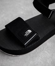 THE NORTH FACE W SKEENA SANDAL PLATFORM オンライン限定 ワンポイントロゴボリュームソール厚底スポーツサンダル 16220