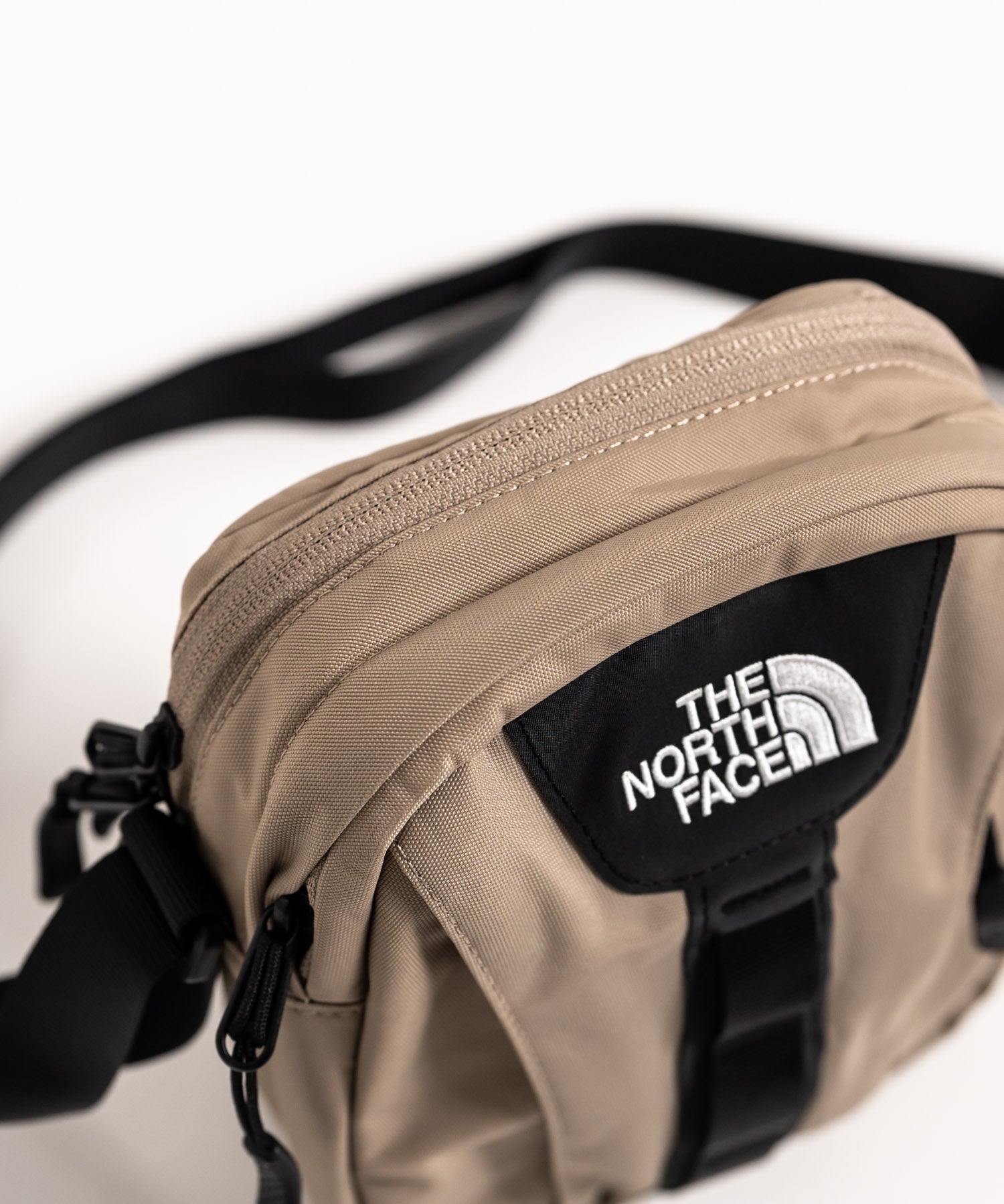 THE NORTH FACE ザ・ノースフェイス BIG SHOT CROSS BAG ワンポイントロゴ刺繍ショルダーバッグ 15878