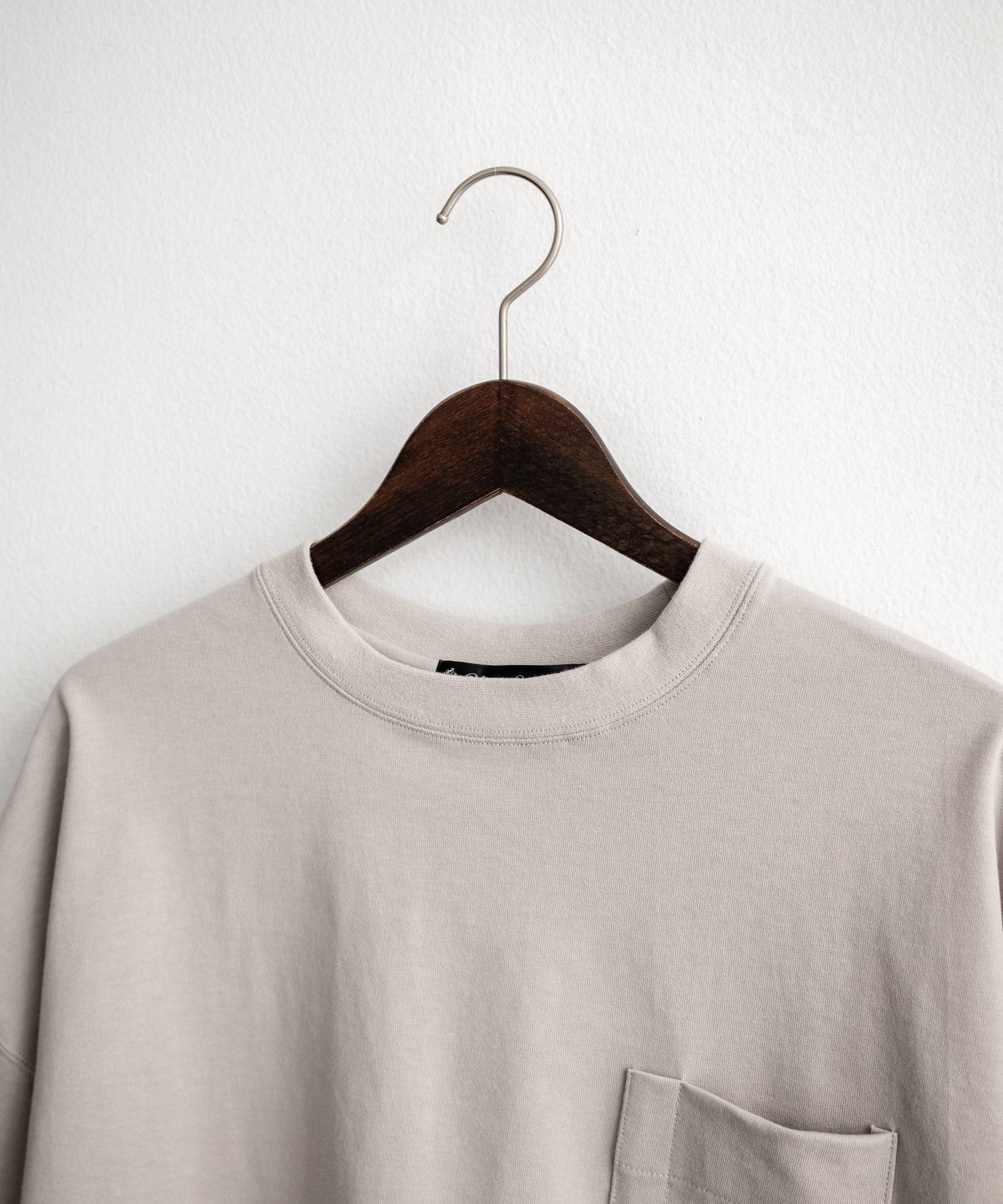 Upscape Audience 日本製/国産VORTEX 8オンスMVS天竺グラスポケット付きハーフスリーブクロップドTシャツ AUD6654 15873