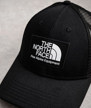 THE NORTH FACE ザ・ノースフェイス MUDDER TRUCKER メッシュスナップバックキャップ ロゴワッペンベースボールキャップ