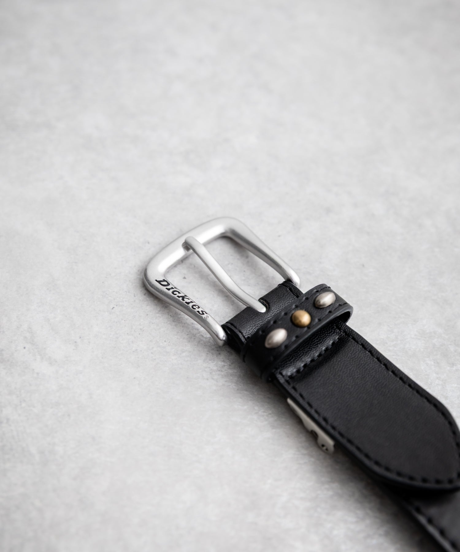 Dickies ディッキーズ サイズ調整可能 30mm PUレザー スタッズベルト