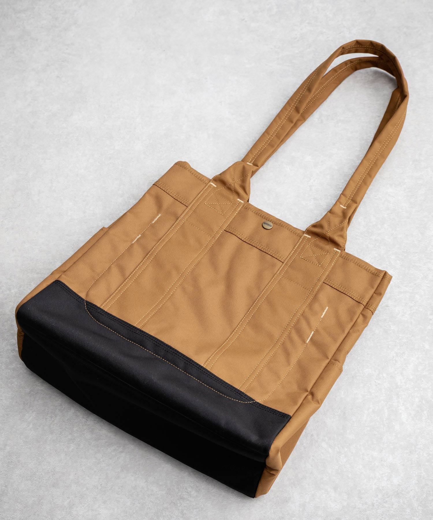 メンズ トートバッグ 「CARHARTT」 Verical Snap Toteブラウン
