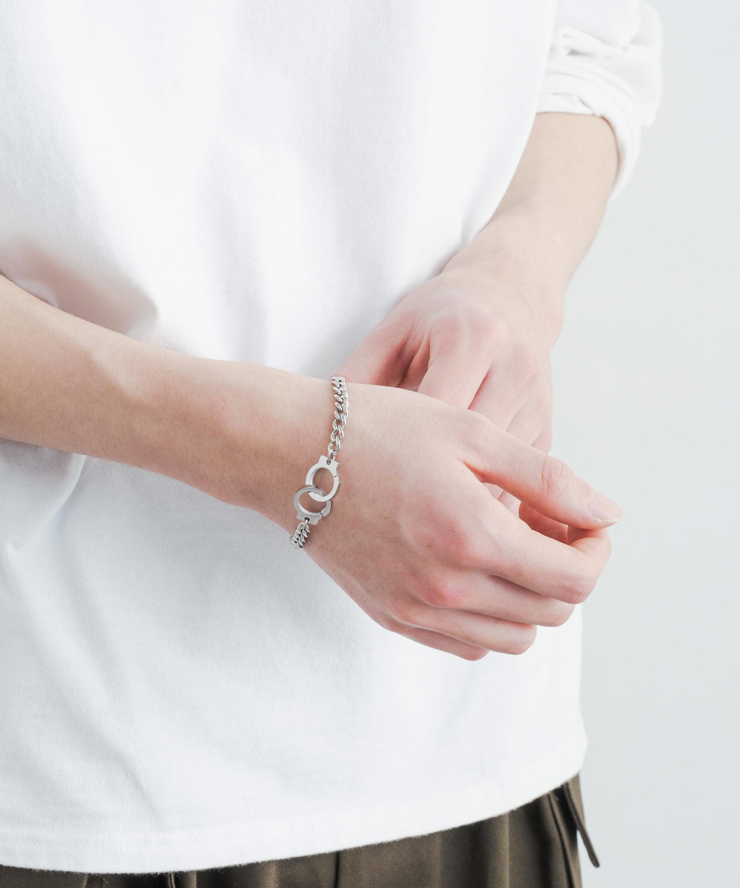 チャーム付きデザインチェーンブレスレット 11628