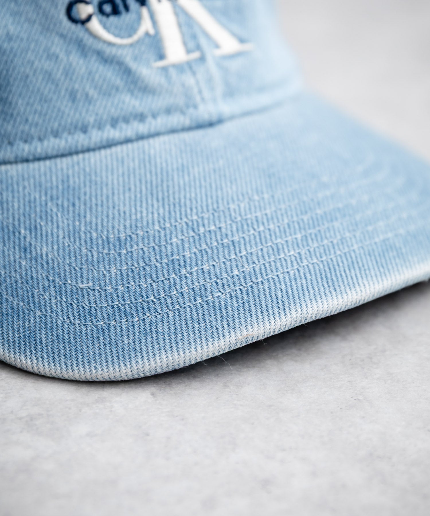Calvin Klein カルバンクライン LOGO DENIM CAP ワンポイントロゴ刺繍デニムベースボールキャップ 15932