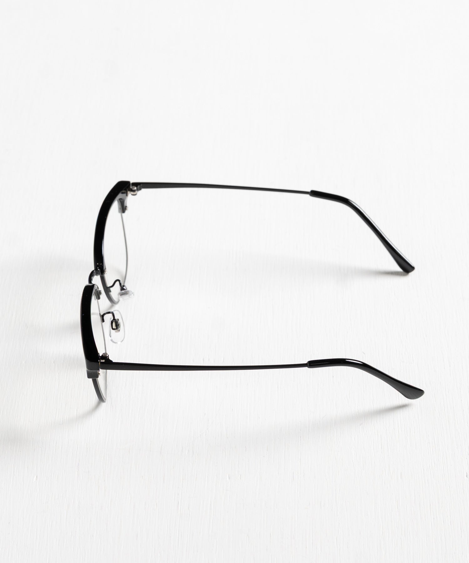 サーモントブローウェリントン型カラーレンズメタルフレームUVカット