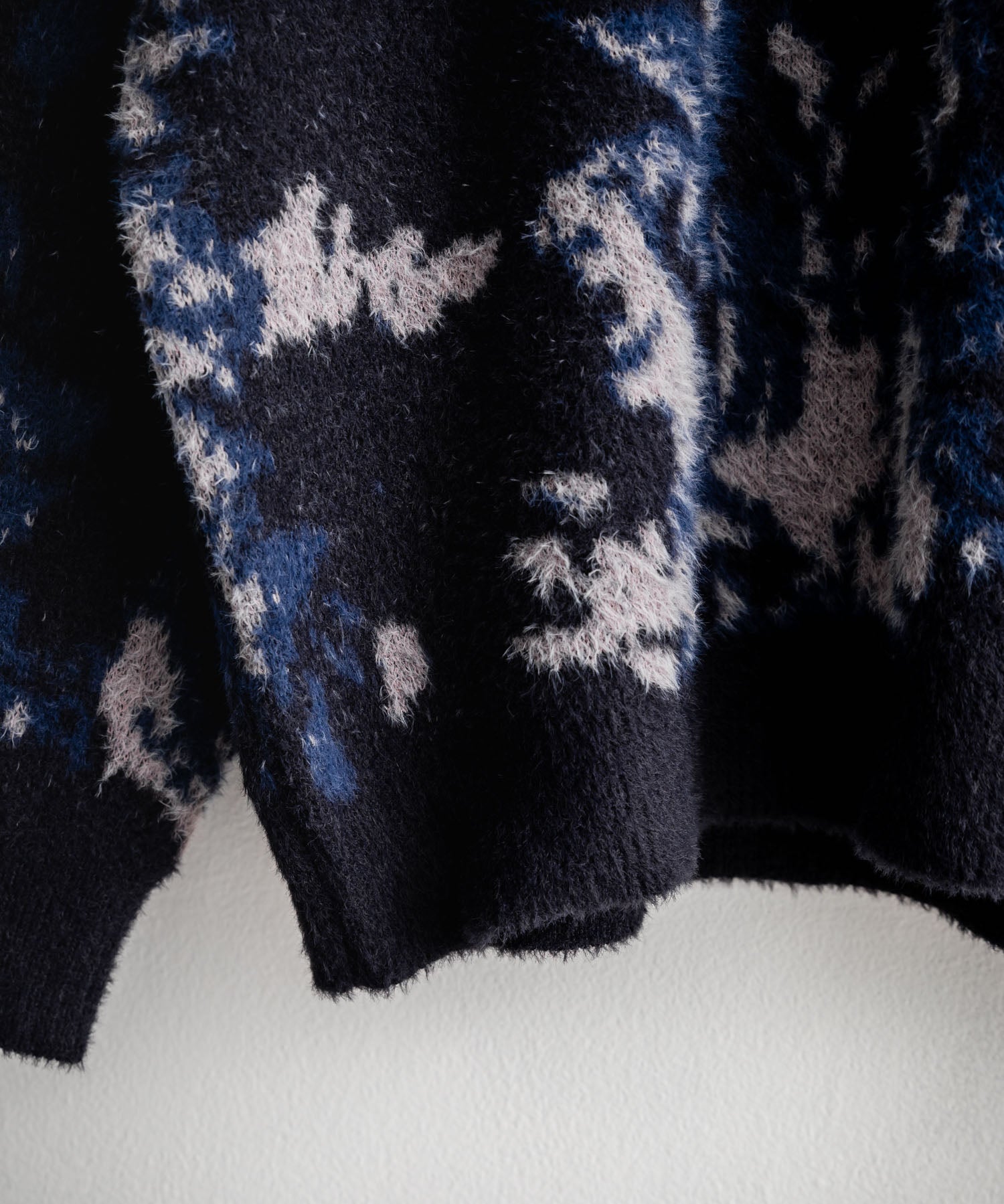 新色追加 フェザーヤーン オーバーサイズフラワー柄クルーネックニット 14031