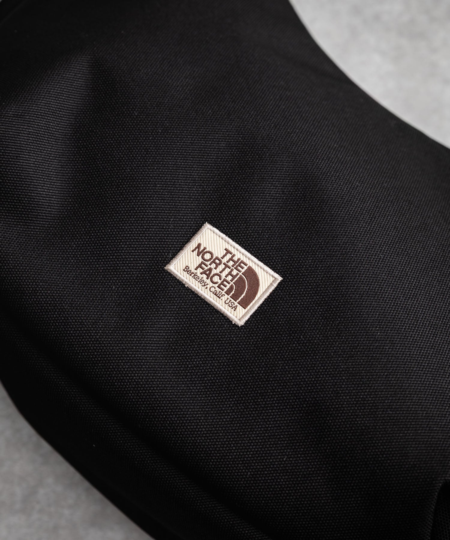 日本未展開モデル WHITE LABEL THE NORTH FACE STANDARD HOBO BAG S ショルダーバッグ 15570