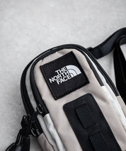 THE NORTH FACE ザ・ノースフェイス HOT SHOT CROSSBODY ホットショットクロスボディバッグ/コンパクトショルダーバッグ 16388