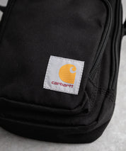 Carhartt カーハート Crossbody Zip Bag 縦型クロスボディバッグ/ワンポイントロゴ斜め掛けショルダーバッグ 15535