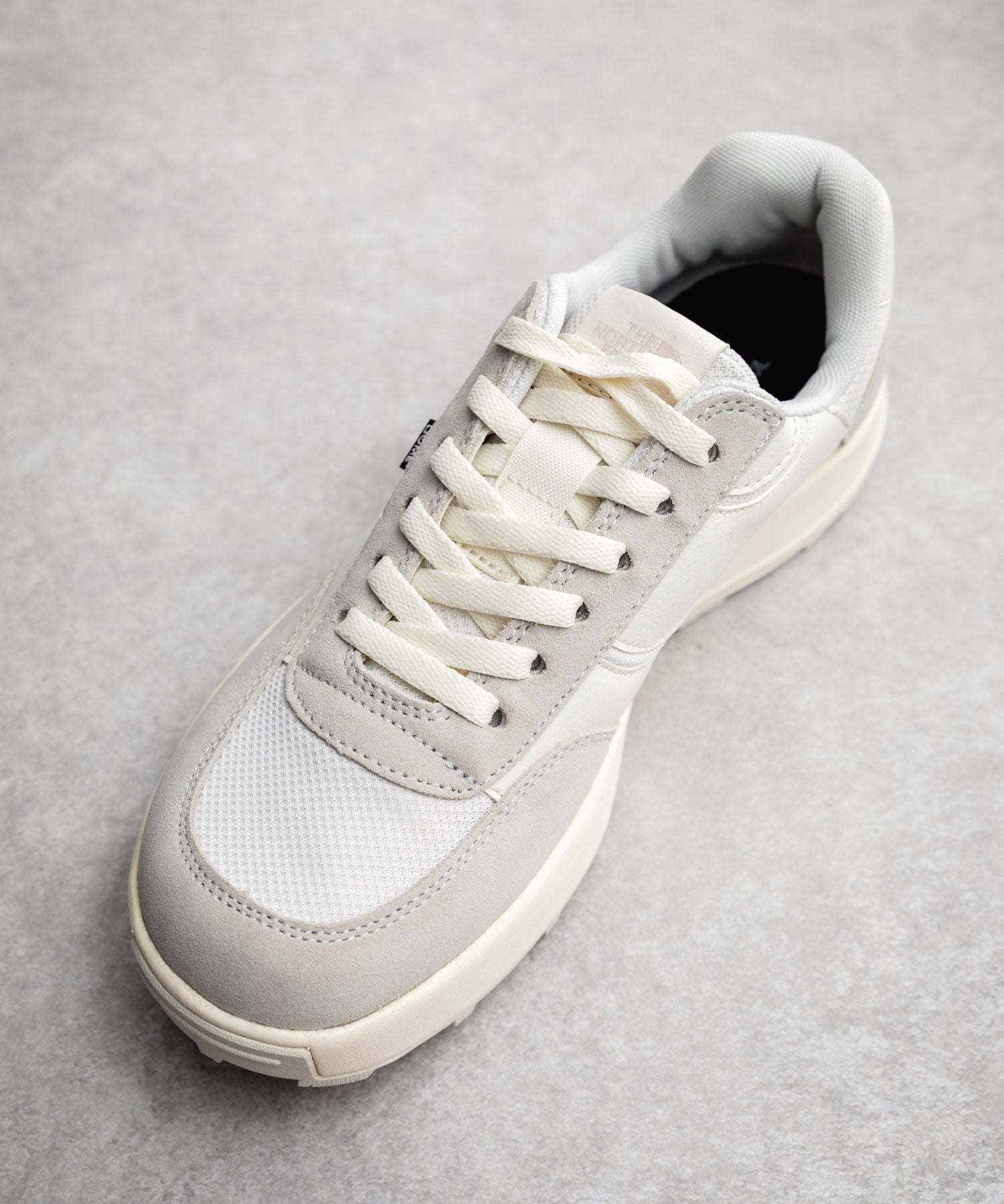 THE NORTH FACE DOME レースアップスニーカー ランニングシューズ	15381