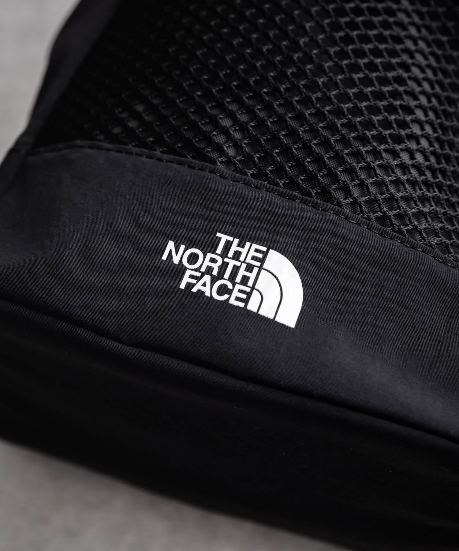 日本未展開モデル THE NORTH FACE ザ・ノースフェイス WHITE LABEL ホワイトレーベル LINDEN MESH BUCKET BAG MINI 2WAYバケットショルダーバッグ/ハンドバッグ 16019