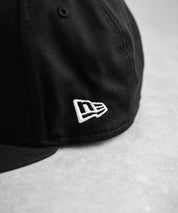 NEW ERA ニューエラ Flat Bill Snapback Cap 9FIFTY フラットバイザーワンポイントフラッグロゴ刺繍ベースボールキャップ 16119
