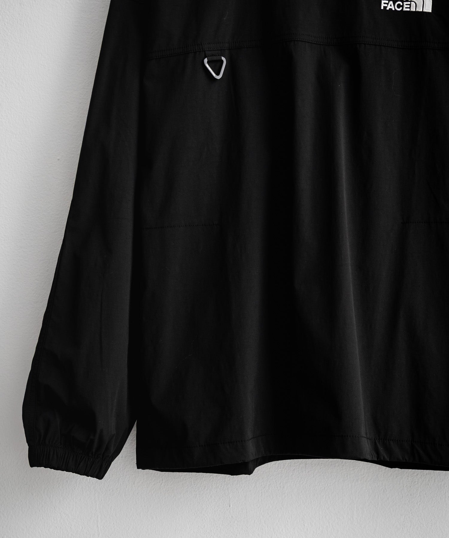 日本未展開モデル THE NORTH FACE ザ・ノースフェイス WHITE LABEL ホワイトレーベル TNF ALBANY EX CREWNECK ワンポイントロゴ刺繍バイカラー長袖カットソー 15432