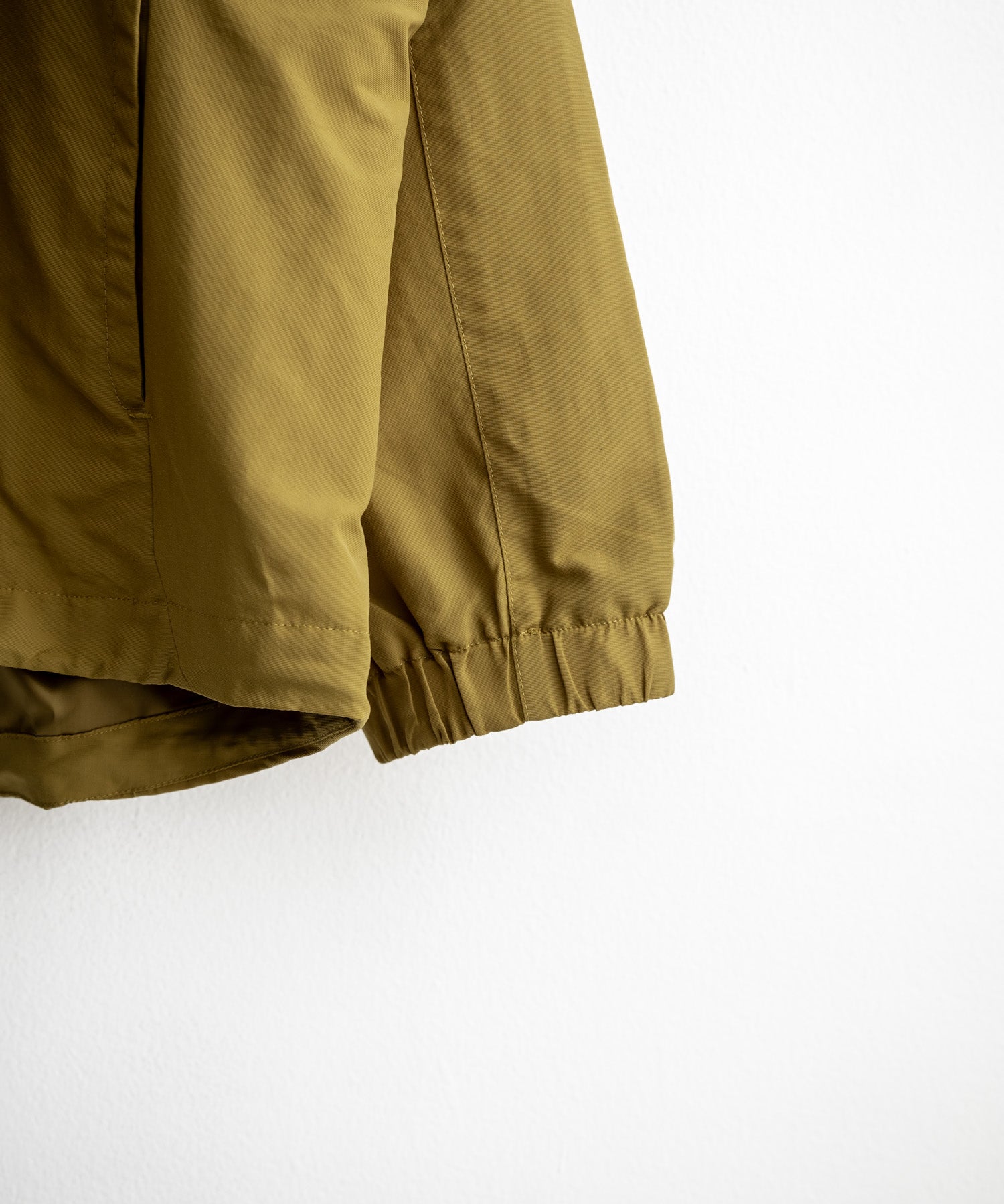 HUF ハフ ALL CAPS SHELL JACKET オーバーサイズラグランスリーブナイロンジャケット 15017