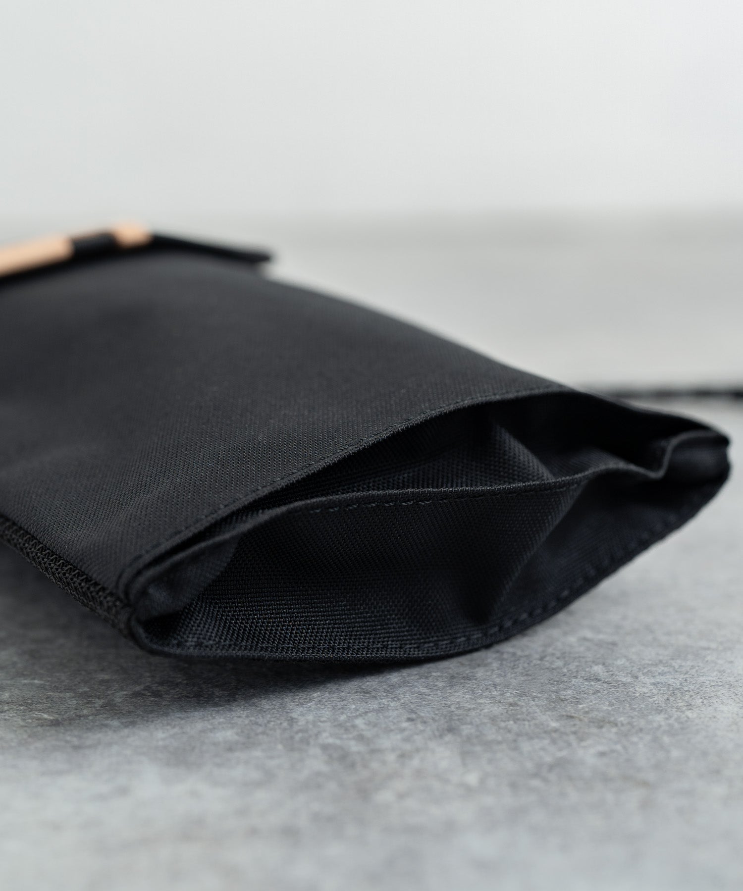 Butler Verner Sails バトラーバーナーセイルズ 日本製 国産 コーデュラバーチカルサコッシュ JA-2127 7624