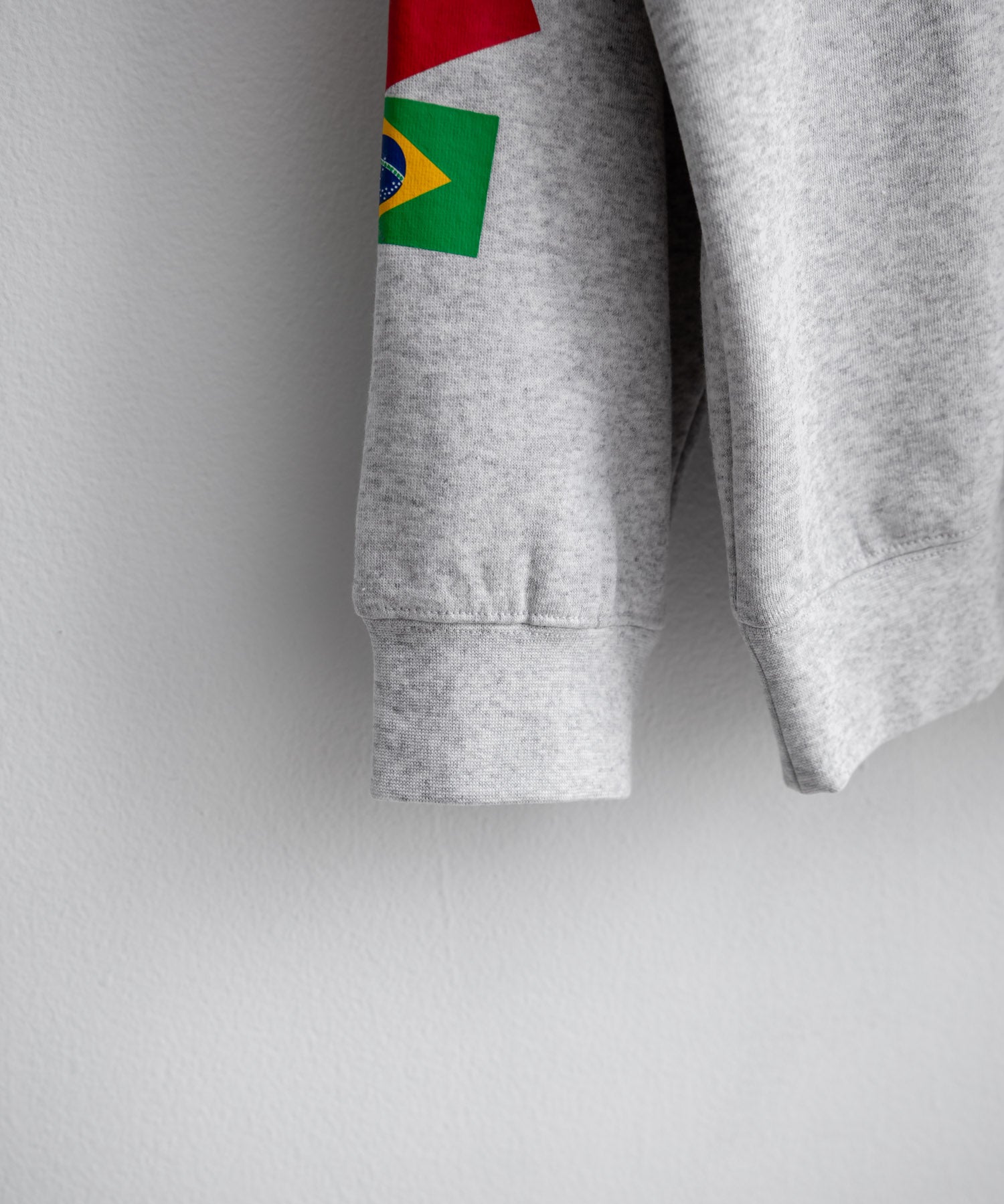 HUF ハフ オーバーサイズ裏起毛アソートプリント刺繍クルーネック長袖トレーナー 16462