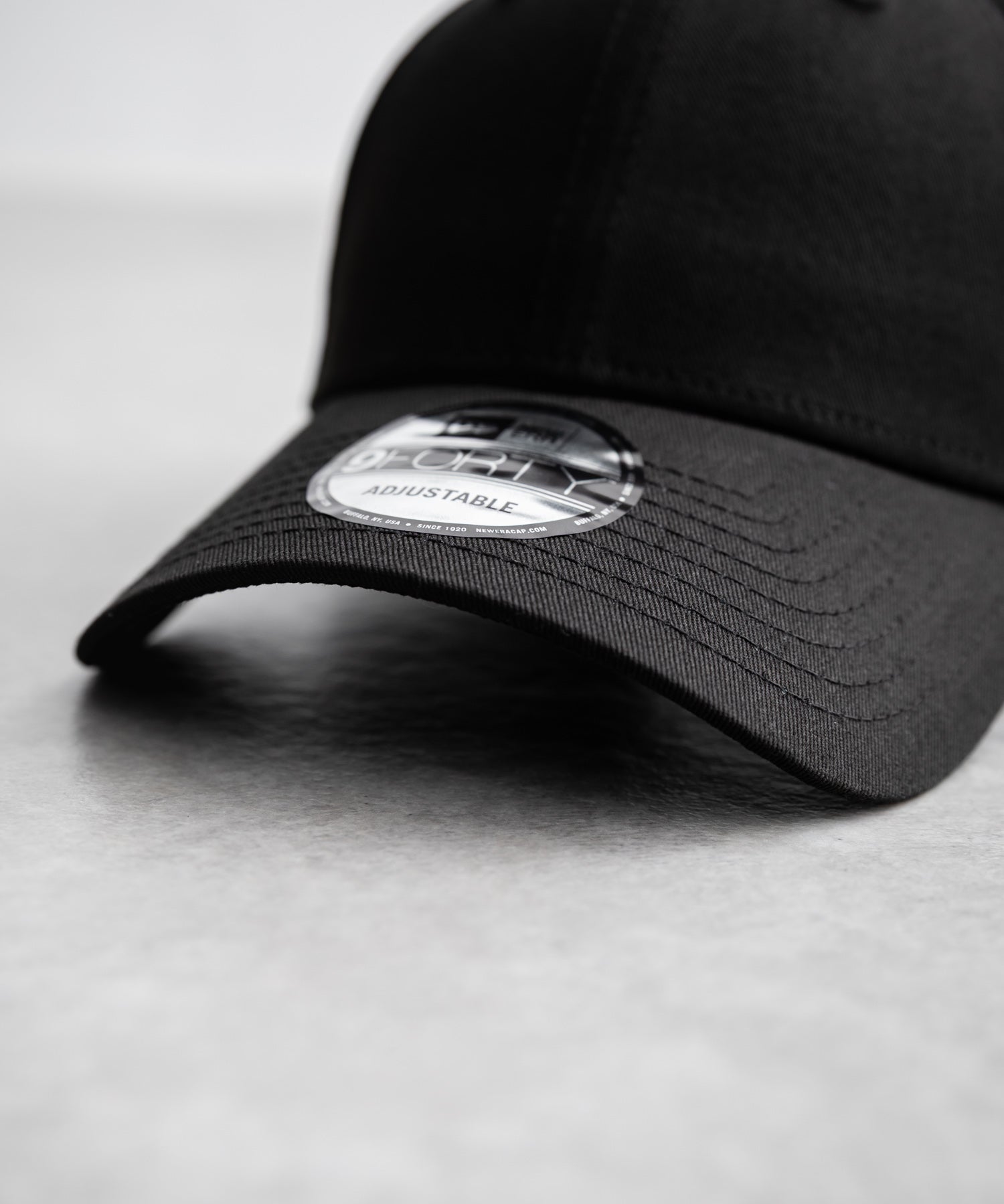 NEW ERA ニューエラ Adjustable Structured Cap 9FORTY ワンポイントフラッグロゴ刺繍ベースボールキャップ　16118