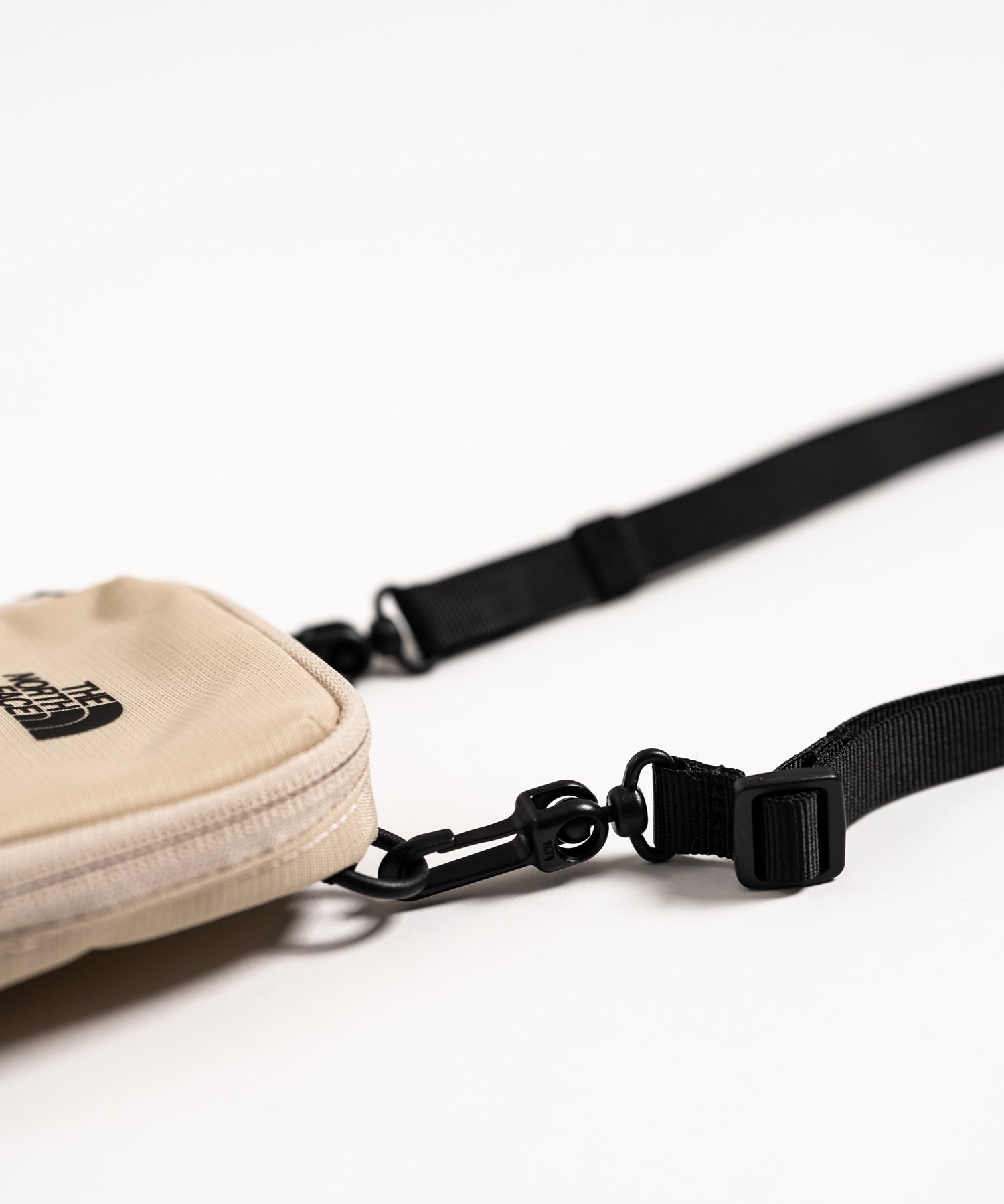 THE NORTH FACE ザ・ノースフェイス ASCEND MULTI TREKKING POUCH ワンポイントロゴミニショルダーバッグ 15879