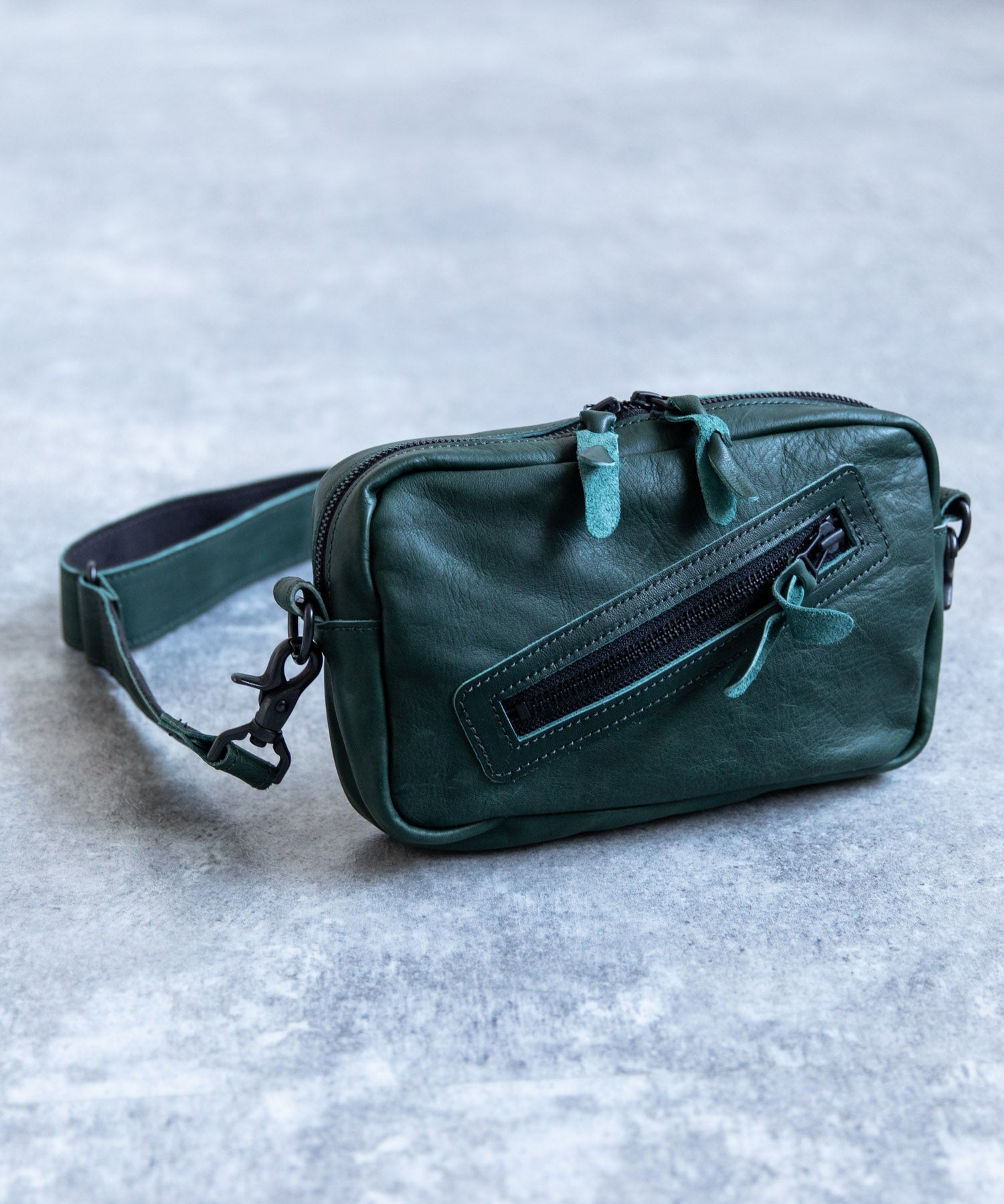 Butler Verner Sails バトラーバーナーセイルズ 日本製 国産 馬革スクエアジップショルダー JA-2427 9453