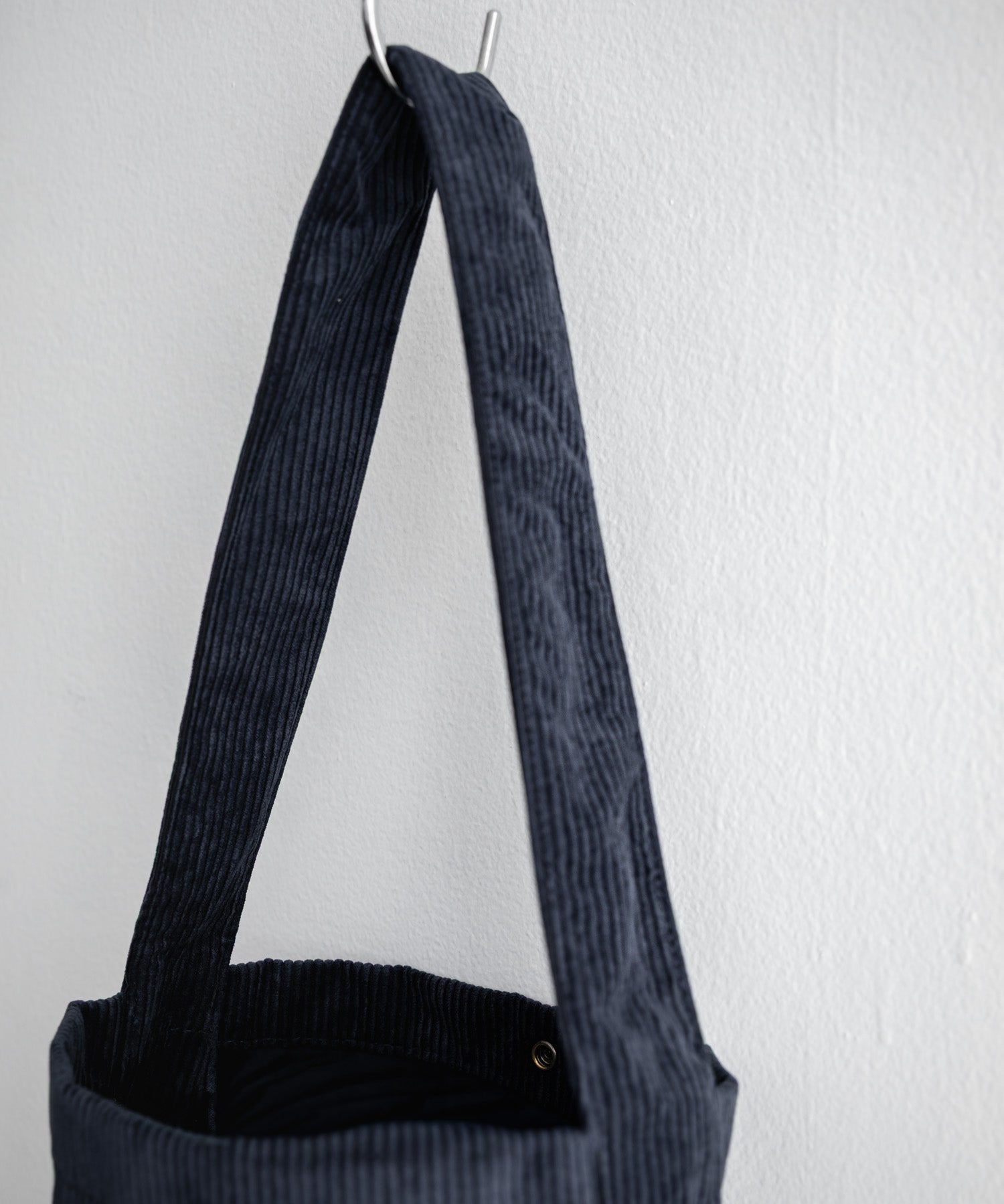 THE NORTH FACE ザ・ノースフェイス FLUID TOTE_PLUS コーデュロイトートバッグ/ロゴワッペンワンショルダーバッグ 16611