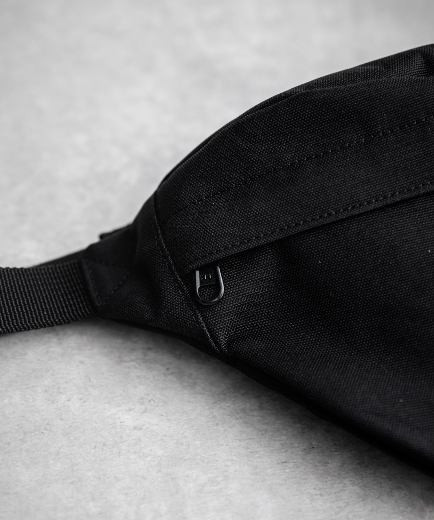 Carhartt カーハート JAKE HIP BAG ショルダークロスボディバッグ/撥水ワンポイントロゴヒップバッグ 16395