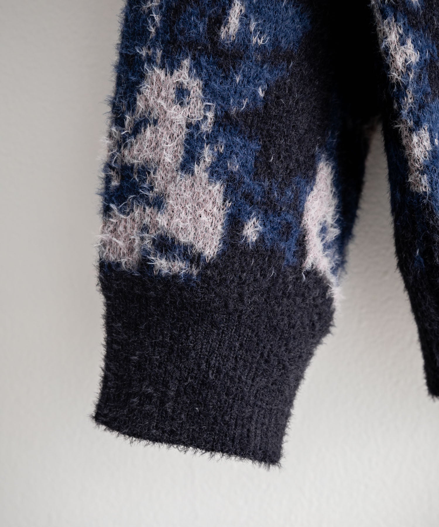 新色追加 フェザーヤーン オーバーサイズフラワー柄クルーネックニット 14031