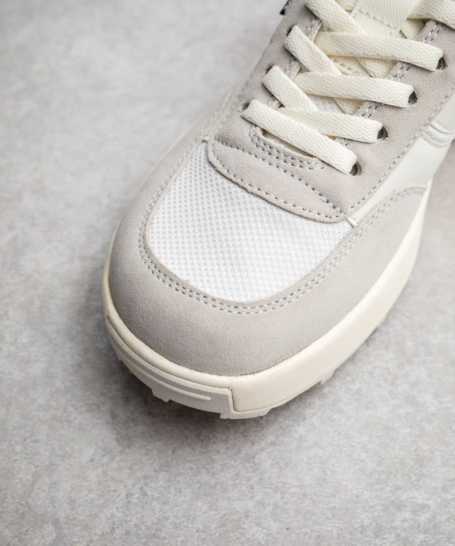 THE NORTH FACE DOME レースアップスニーカー ランニングシューズ	15381