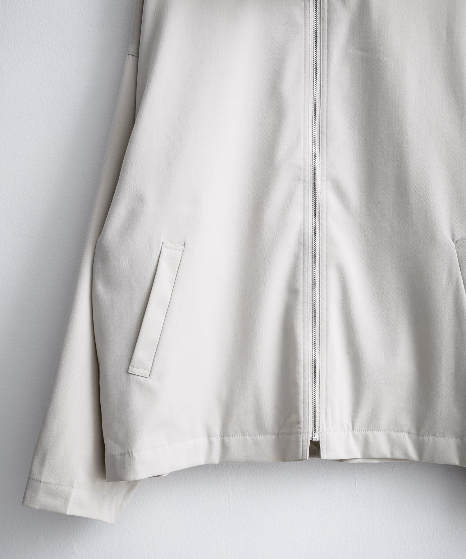 オーバーサイズTRストレッチスタンドカラージャケット ジップアップショートブルゾン 14120