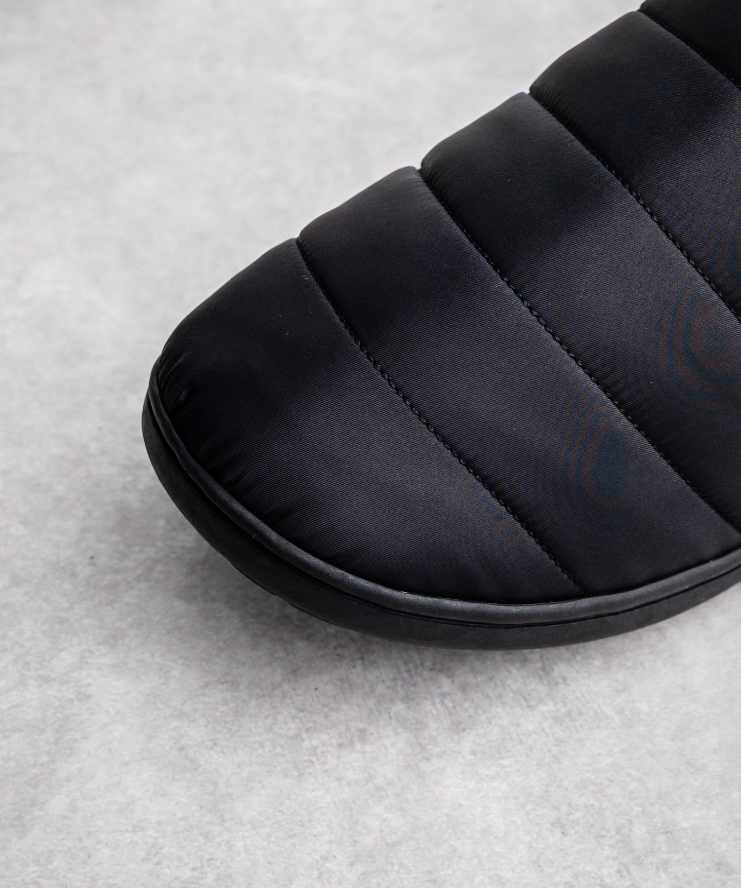 【SUBU/スブ】 サンダル F-line/ワンポイントロゴ刺繍モックシューズスリッポンスリッパ 15384